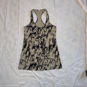 Lululemon marble print tank